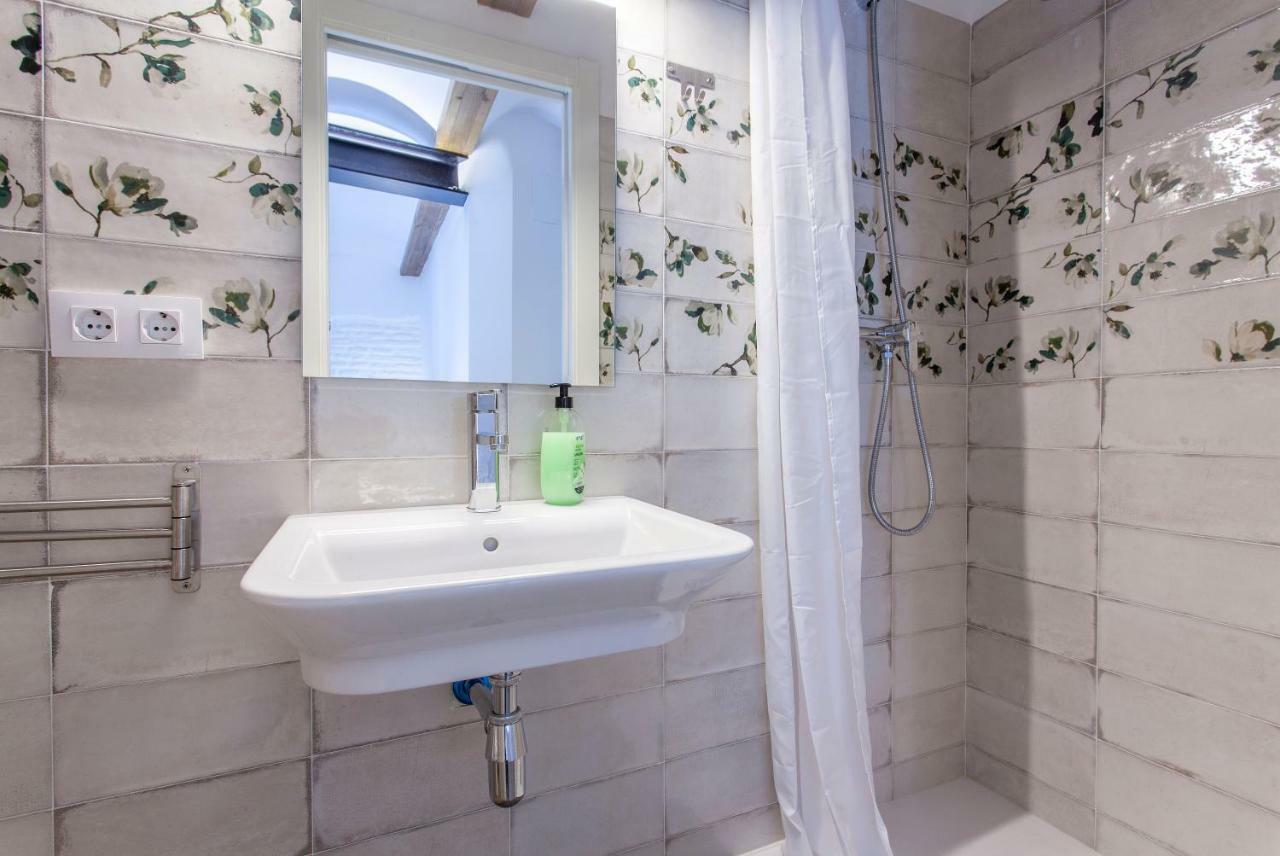 Apartup Market Ii Appartamento Valenza